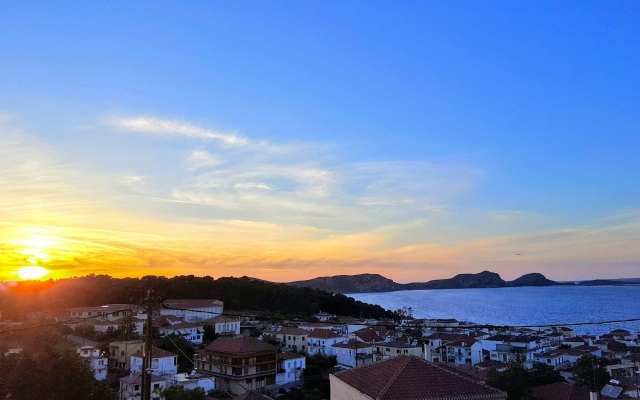 Best House Sea View Apartment
