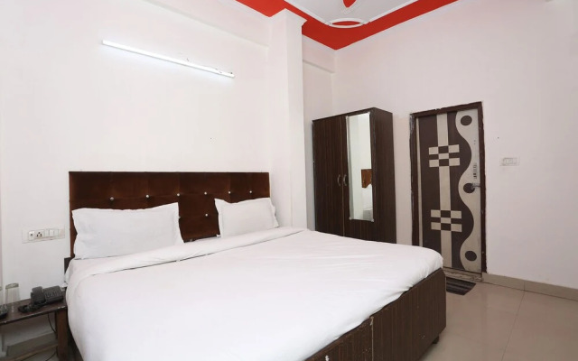 SPOT ON 44984 Hotel Palika