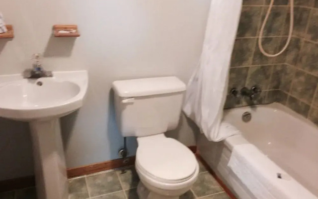 Fortress Inn Louisbourg