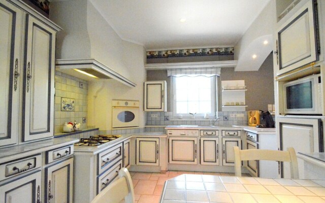 Charming Villa in Noirefontaine Near Forest