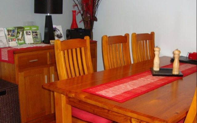 Sunway Farm Bed & Breakfast & Rosebud Cottage