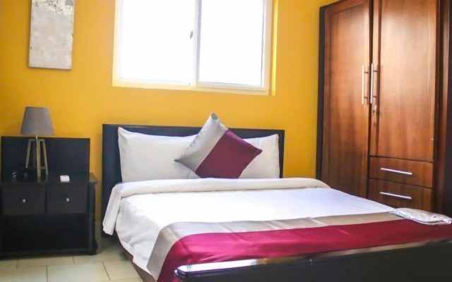 Earl Heights Suites Hotel