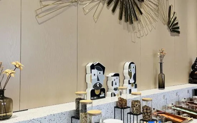 Jinyi Preferred Hotel   Urat Central Banner Government Store