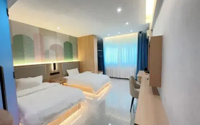 Jincheng Hotel