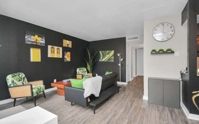 Tx Home Group - Uptown Galleria
