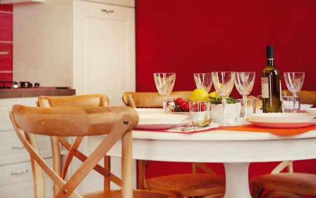 Rainbow City Center Apartment by Wonderful Italy