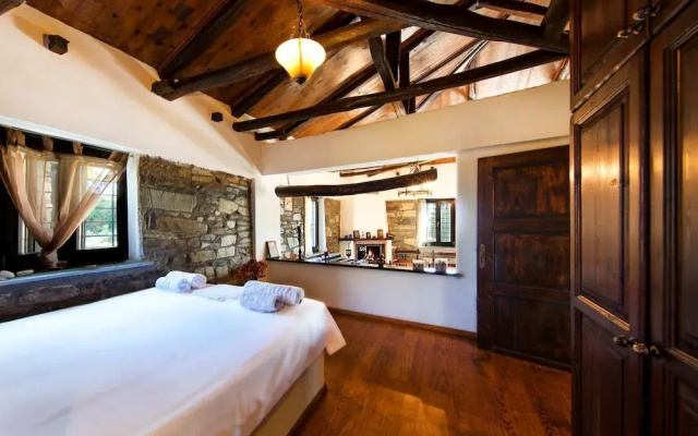 Beautiful Tranquil Stone Cottage
