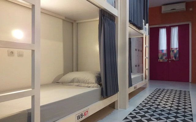 Home Addicts Hostel
