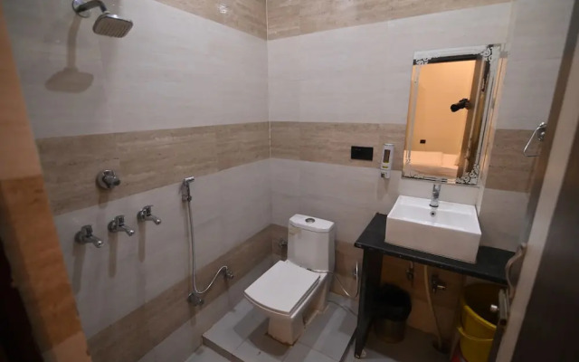 Hotel Gurudev Palace