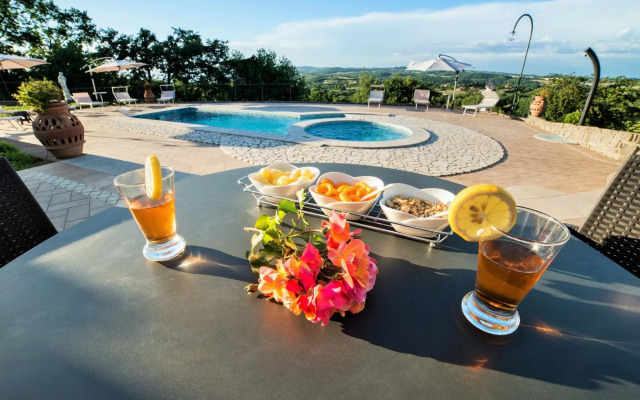 Peaceful Villa in Montefiascone with Bubble Bath