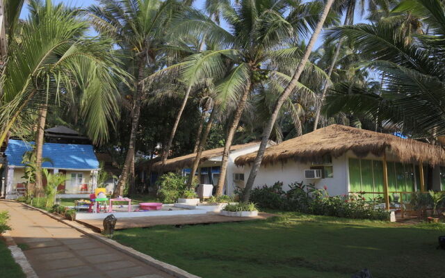 FabHotel Tahira Ashwem Beachfront