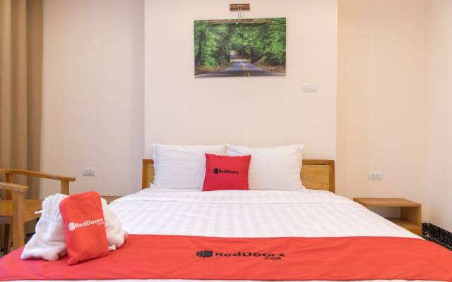 RedDoorz Near Nguyen Chi Thanh Street