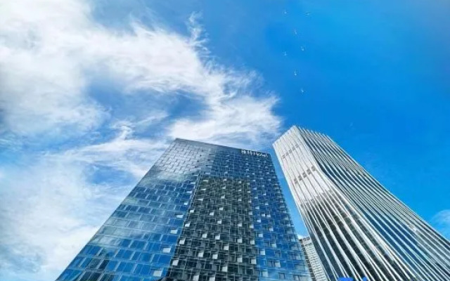 Bangci Hotel (Guiyang Guanshanhu Park Lincheng West Road Subway Station)