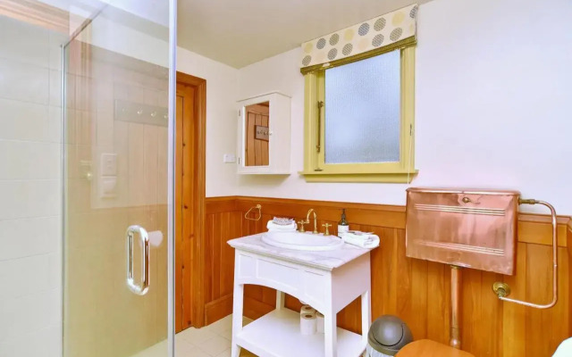 Otahuna Hideaway - Christchurch Holiday Homes