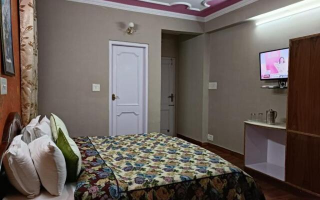 Hotel Snow Crest Inn | A Pure Veg Hotel