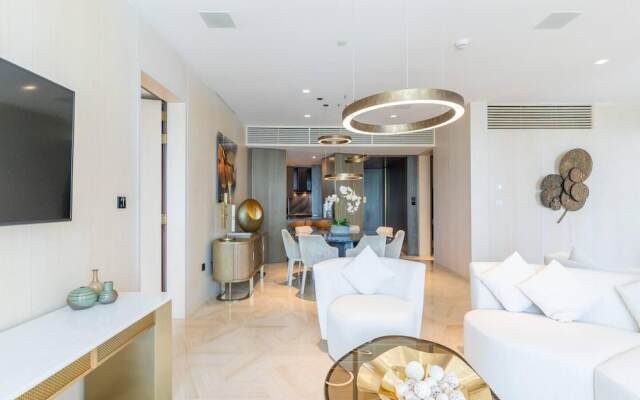 Five Palm Jumeirah Luxurious 2bdr Stunning Views