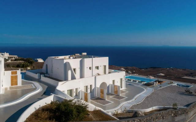 Terra Blanca Suites