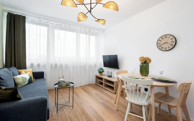 Silver - by Kairos Apartments