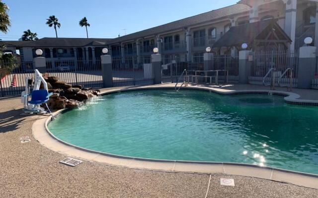 Sunrise Inn & Suites