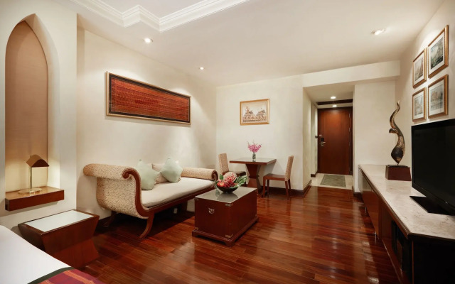 The Davis Bangkok Hotel