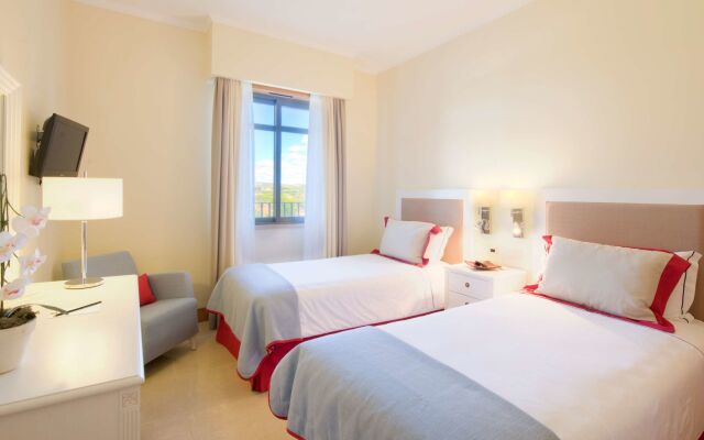 The Residences at Victoria	