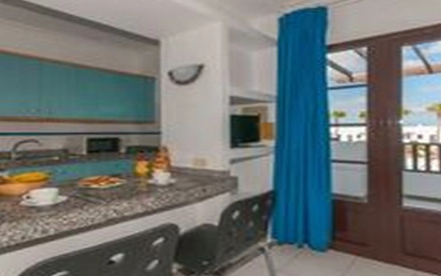 Apartamentos Plaza Azul