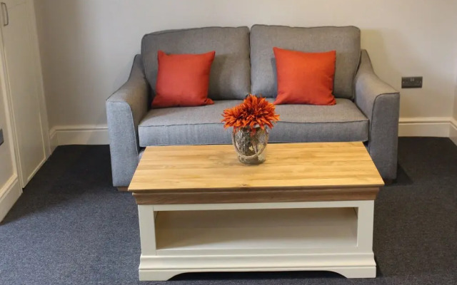 Hillview Serviced Apartments