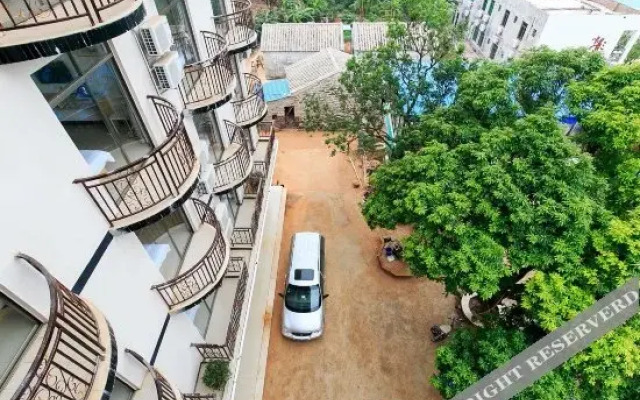 Junyi Hotel (Weizhou Island)