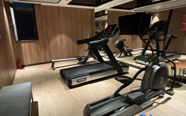 Orange Hotel (Beijing Yansha Liangma River)