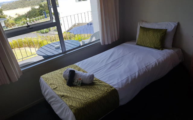 Aloha Seaview Resort Motel