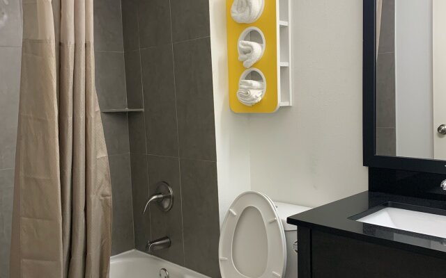 Motel 6 Lewisville, TX - Medical City