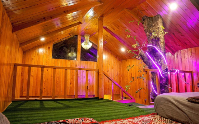 WOW Treehouse & Cottages