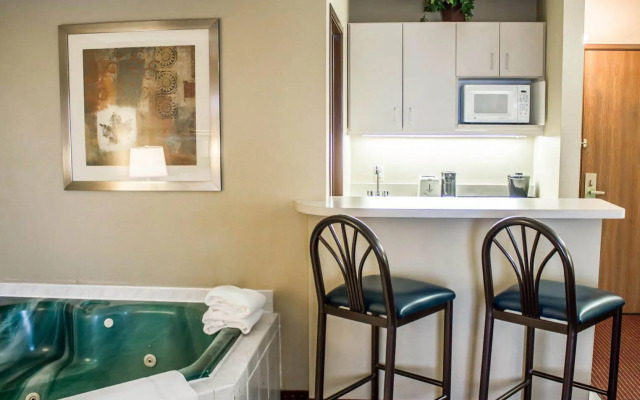 Wingate by Wyndham Clearfield