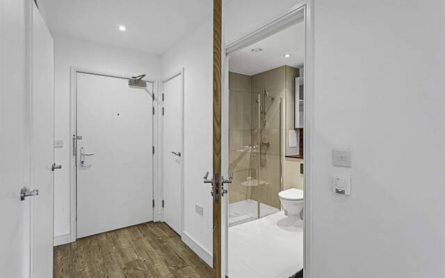 Beautiful Apartment in Surrey Quays