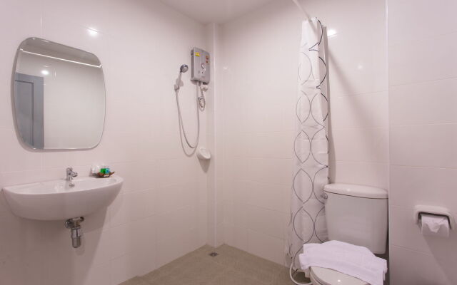 Krabi Inn And Omm Hotel