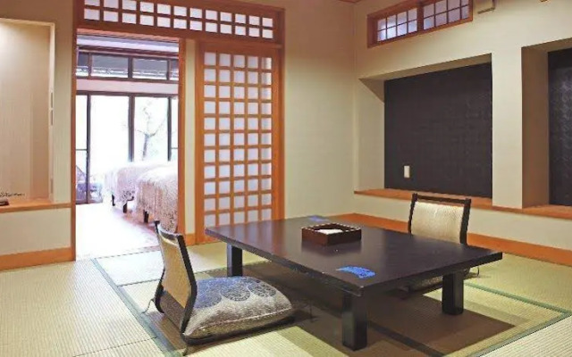 Motoyu Ryokan