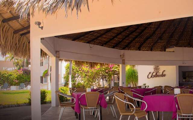 Hotel Arista Bugambilias