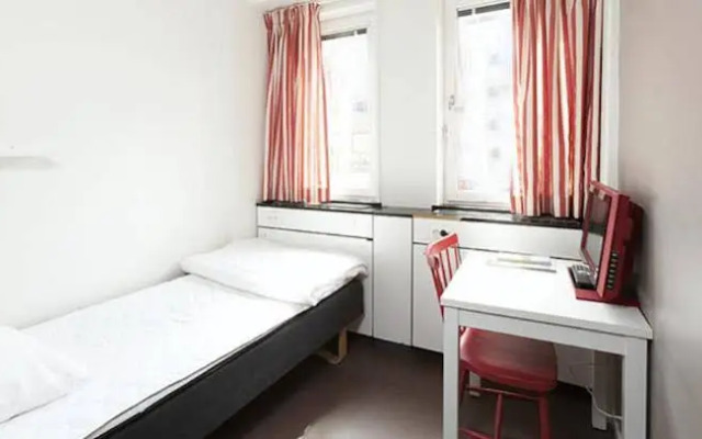 STF Gärdet Hotel & Hostel