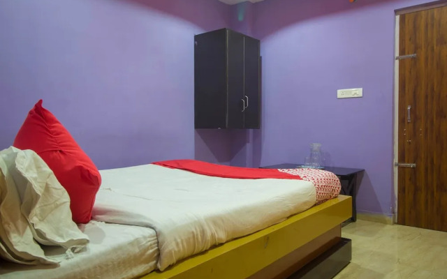 Smriti Guest House by OYO