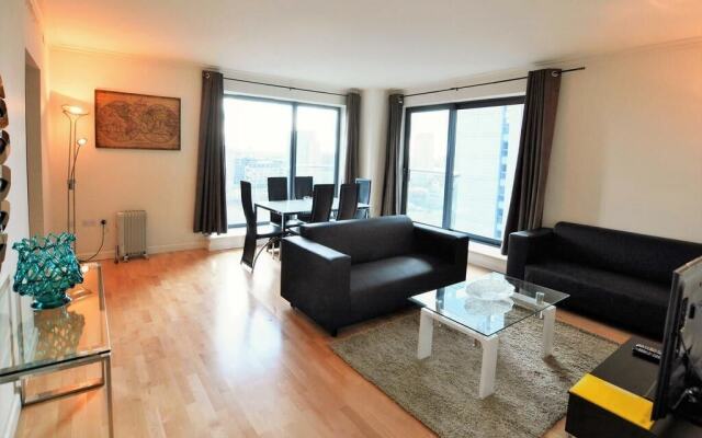 Zen Apartments - Docklands
