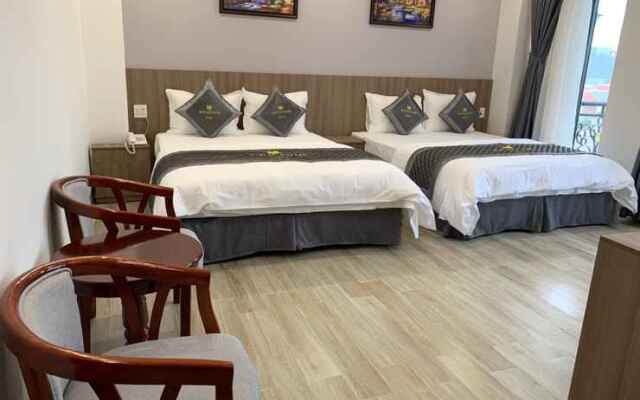 Royal Palms Hotel