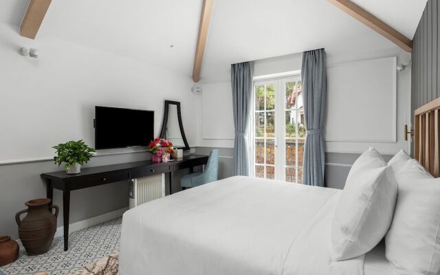 Golden Sun Hotel - Mangden