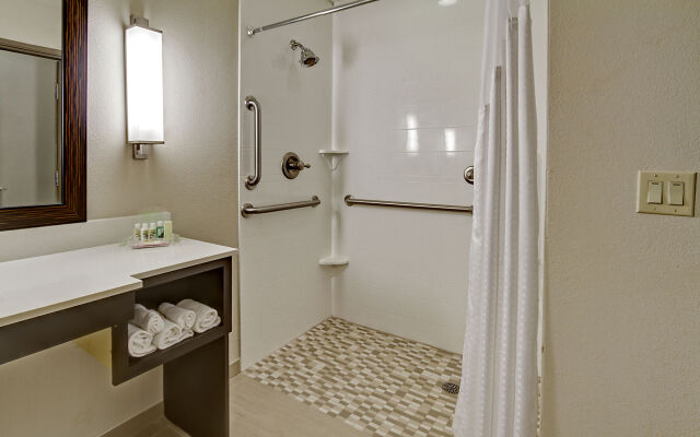 Holiday Inn Hotel & Suites Tupelo North by IHG