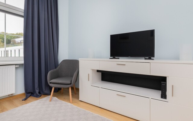 Świętojańska Studio Gdynia by Renters