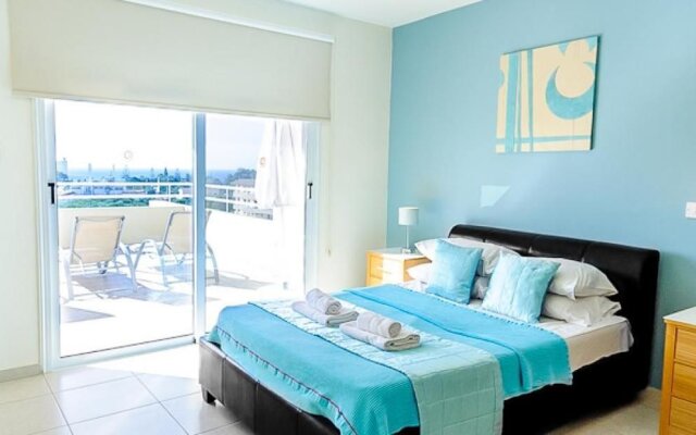 Oceanview Luxury Apartment 064