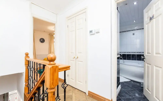 Hiikots Apartments Dagenham