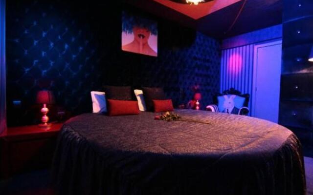 Crystal Blue Hotel + Suites