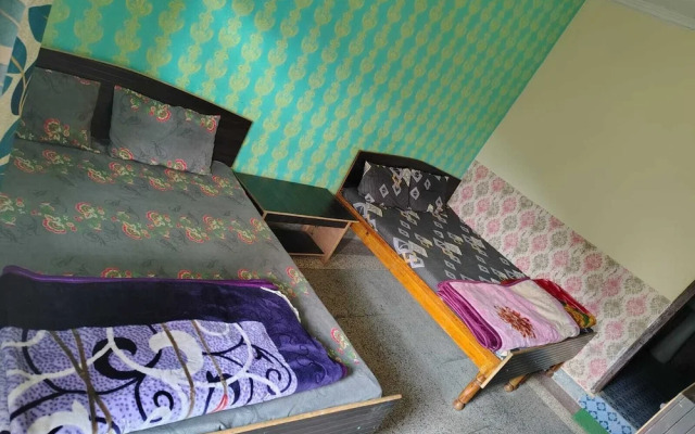 Hotel Gauri Shankar & Restaurant