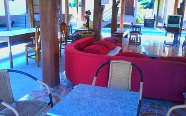 Saksri Resort