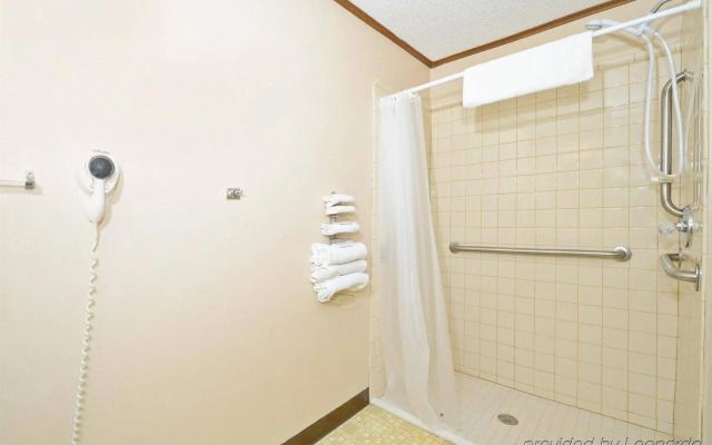 M Star Hotel Covington
